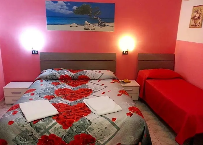 Otel Roxena House *
