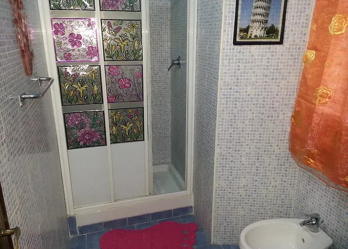 Roxena House Otel *