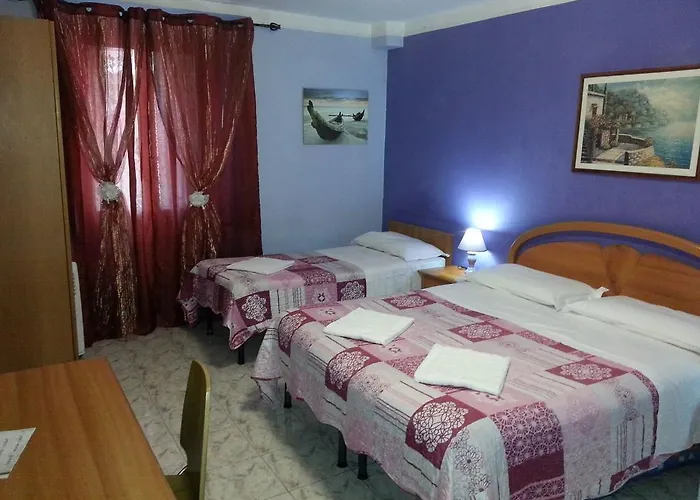 Roxena House *