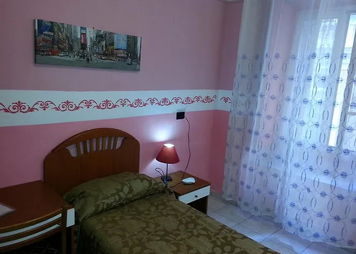 Roxena House *